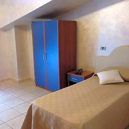 Hotel Tea Palace Macerata Campania