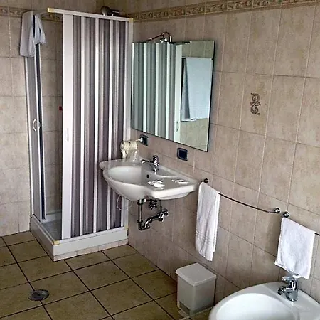 Hotel Tea Palace 3*